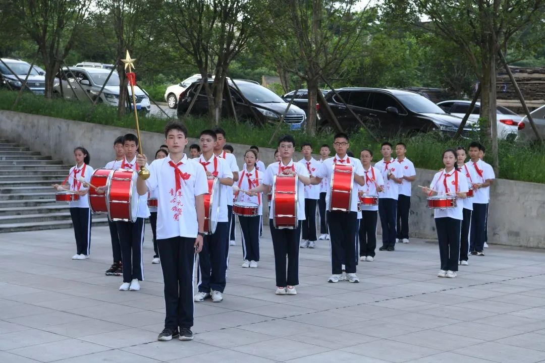 百年礼赞童心颂党弘毅新华中学第21届欢度六一暨教育教学开放日活动